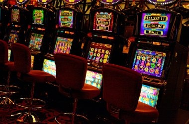 Winning combination payout